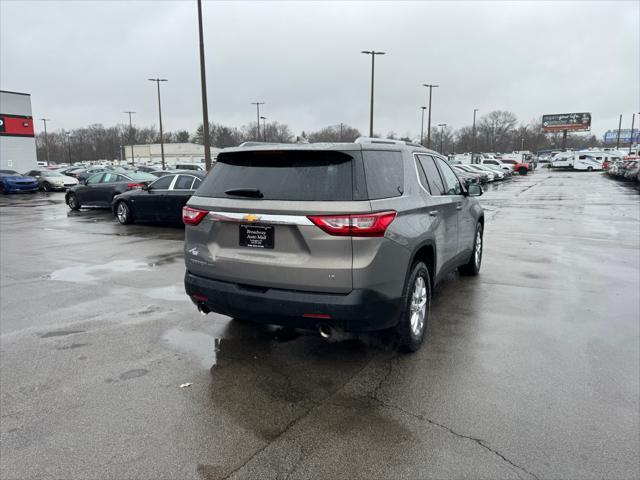 2018 chevrolet traverse lt cloth