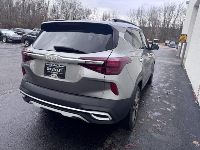 2022 kia seltos sx turbo