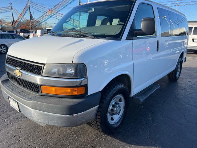 2015 chevrolet express 2500 lt