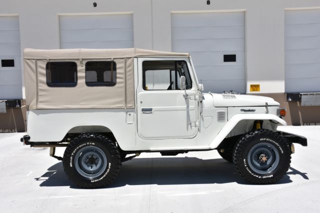 fj43 toyota land cruiser-professional frame off, bolt and nut restoration