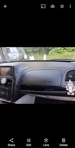 2014 chrysler town & country touring-l