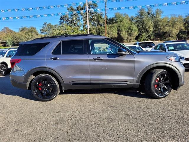 2021 ford explorer st