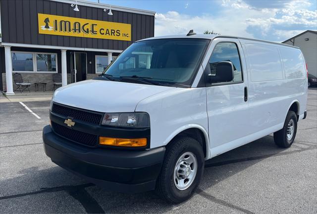 2021 chevrolet express 2500 rwd 2500 regular wheelbase wt