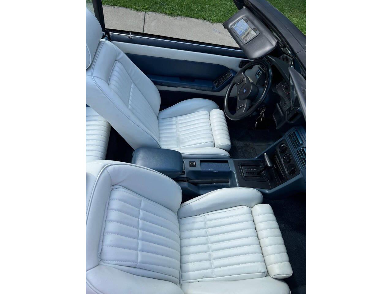 1987 ford mustang