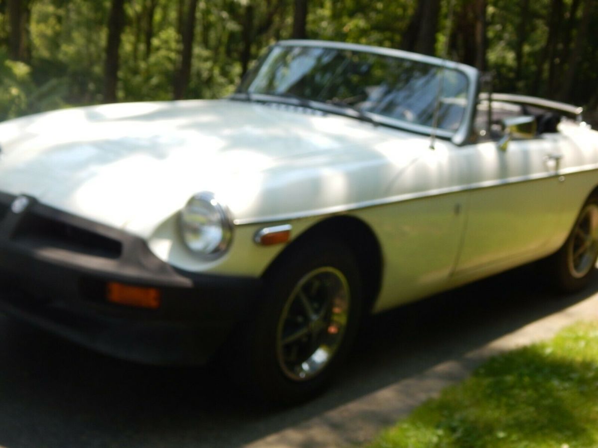 1977 mgb roadster, white, new everything also tr6 with 50k