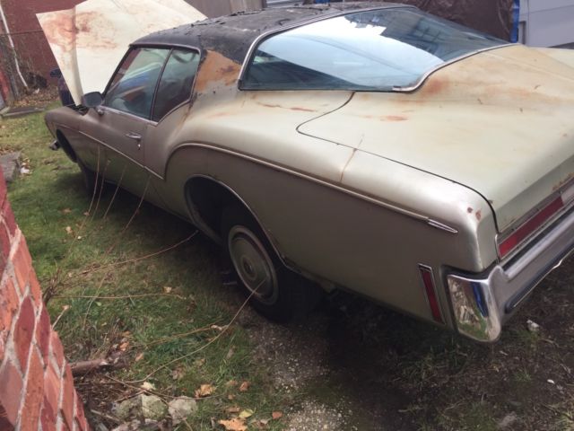 buick riveria boat tail