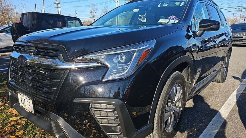 2023 subaru ascent premium 8-passenger