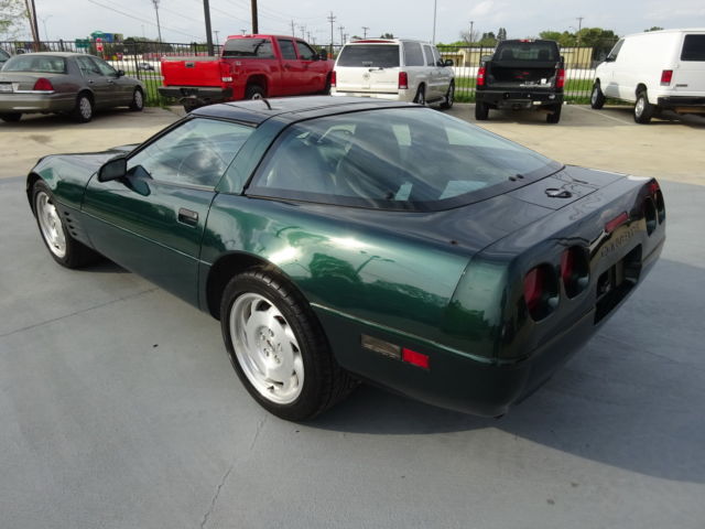 1994 chevrolet corvette hatchback 2dr coupe v8 5.7l