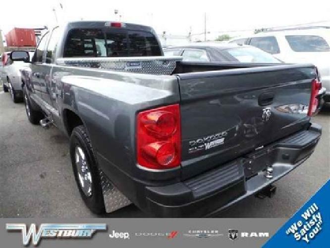 2005 dodge dakota slt in westbury, ny