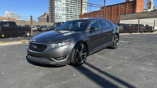 2016 Ford Taurus