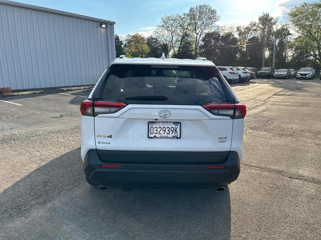 2023 toyota rav4 xle