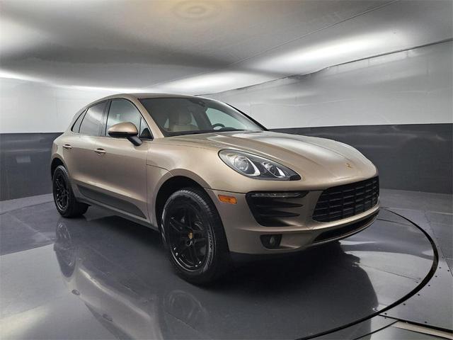 2018 porsche macan base (pdk)