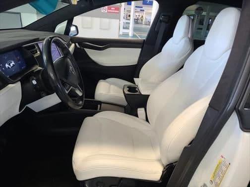 2017 tesla model x in chicago, illinois