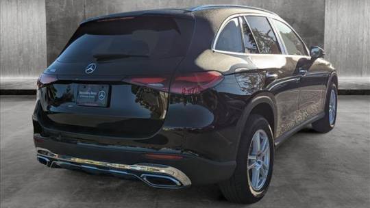 2025 Mercedes-Benz GLC