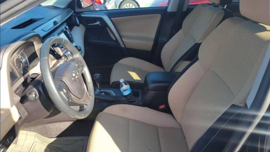 2018 toyota rav4 xle