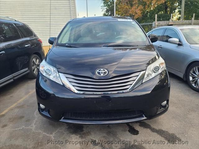 2014 toyota sienna xle