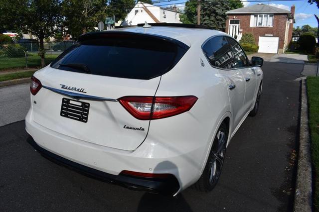 2020 maserati levante base