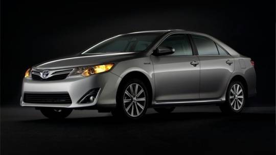 2014 toyota camry hybrid xle