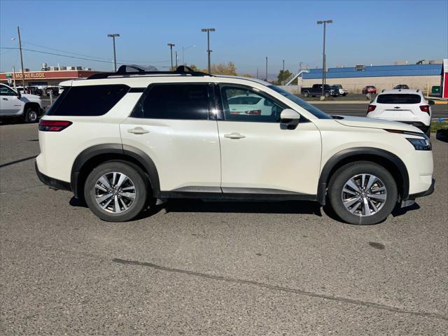 2022 nissan pathfinder sv 4wd
