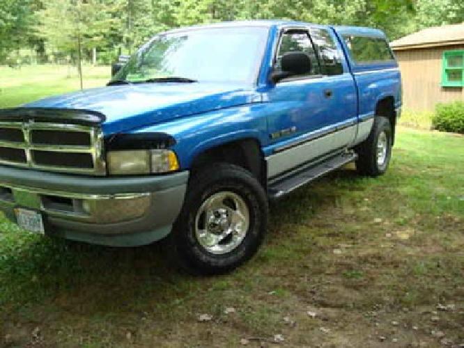 1998 dodge ram 1500 slt ext cab v-8 4x4 89,000 miles in amissville, va