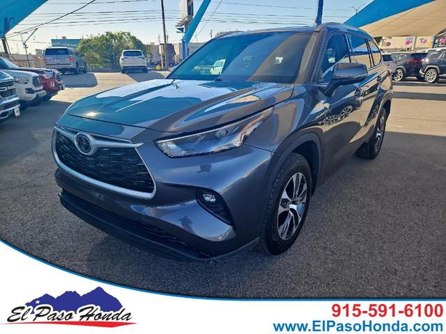2022 toyota highlander xle
