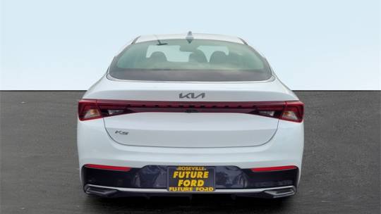 2022 kia k5 lxs
