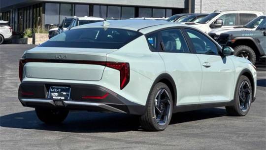 2025 Kia K4