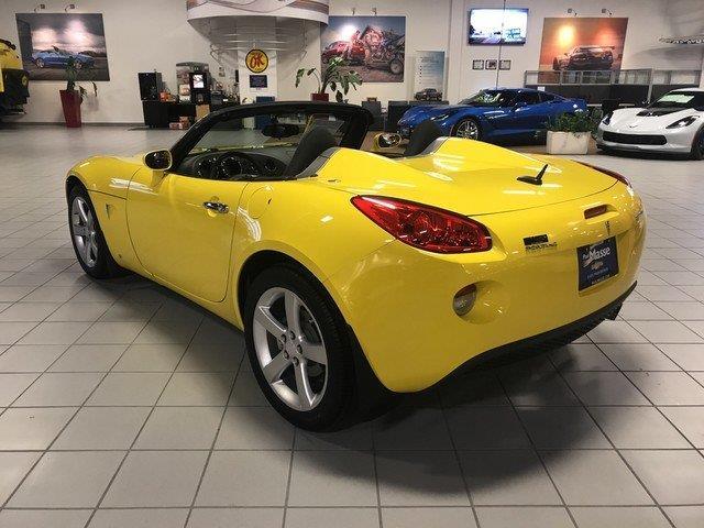 2008 pontiac solstice base 2dr convertible for sale in east providence, rhode island