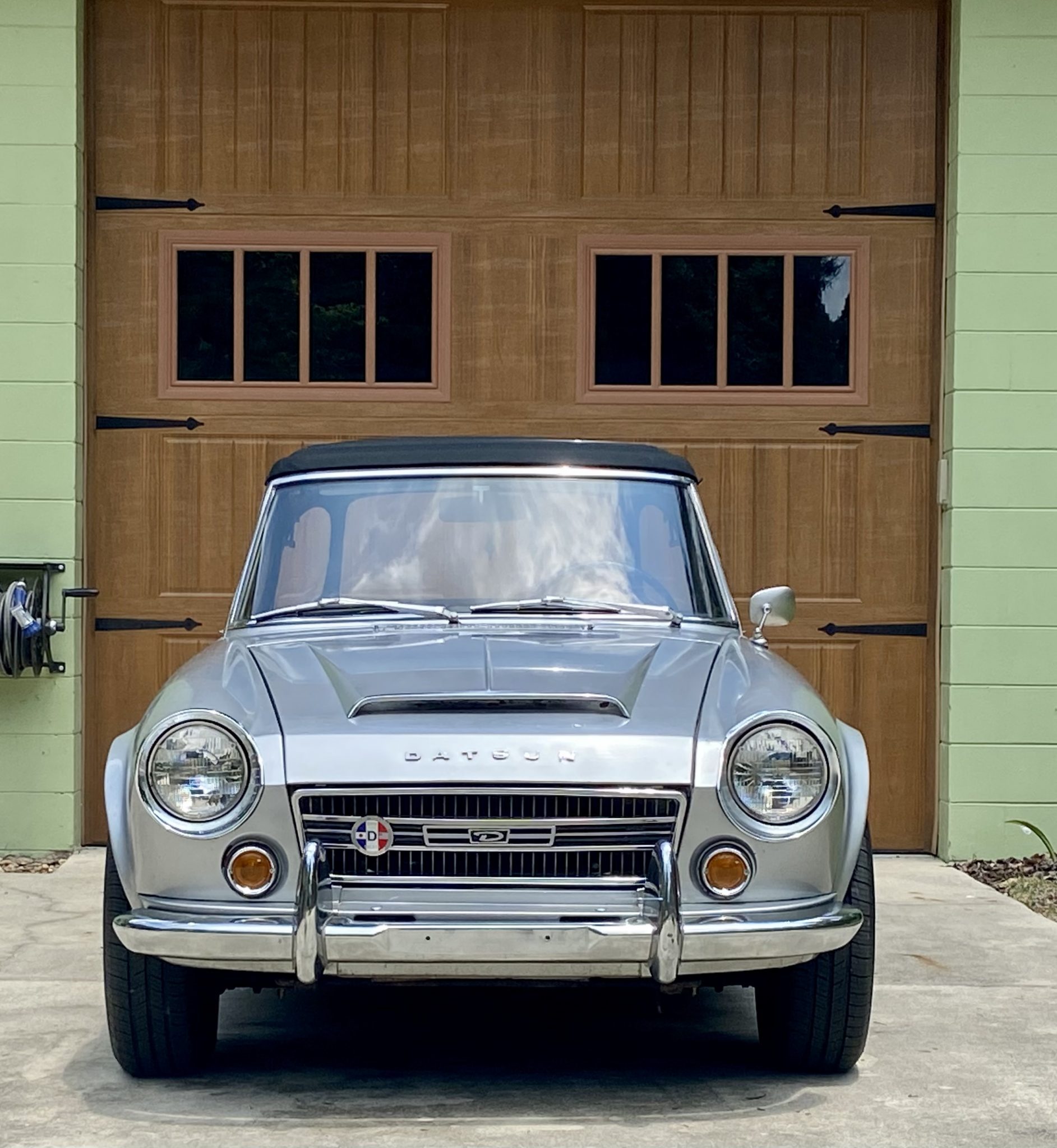 1968 datsun 2000 roadster