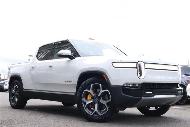 2022 rivian r1t adventure package