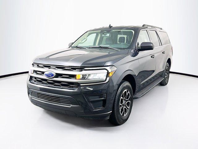 2022 ford expedition max xlt
