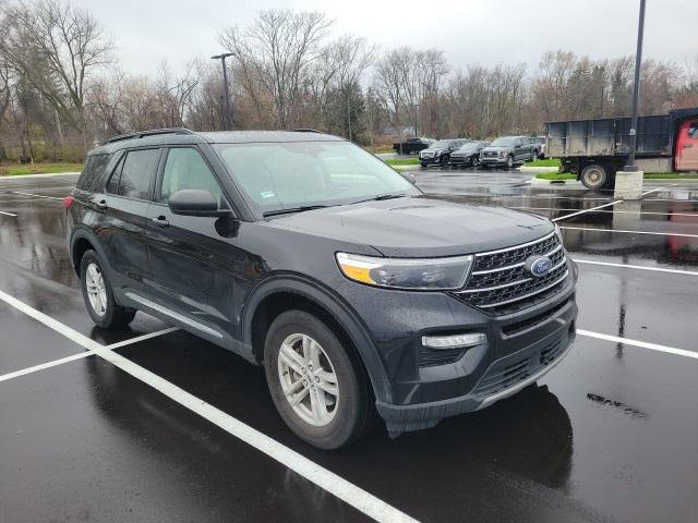 2022 ford explorer xlt