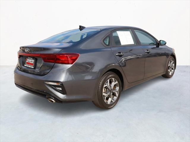 2021 kia forte lxs