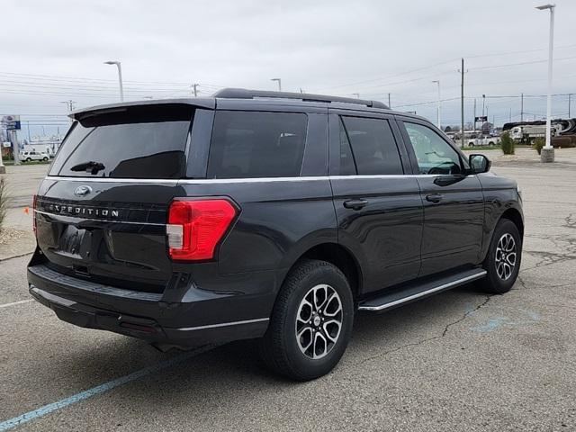 2023 ford expedition xlt