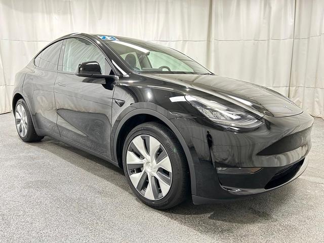 2023 tesla model y long range