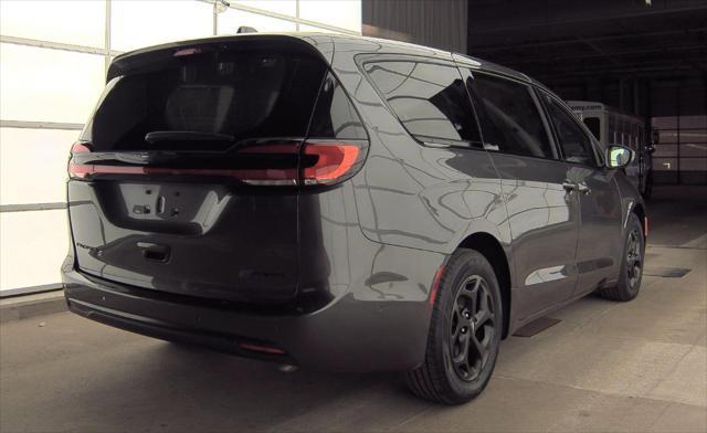 2022 chrysler pacifica hybrid limited