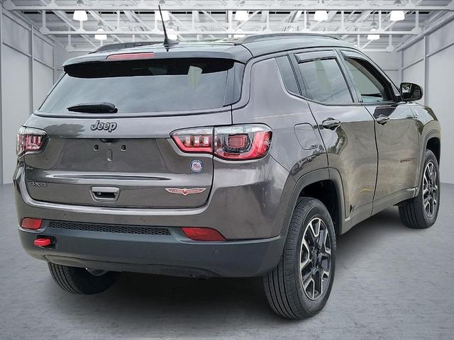 2021 jeep compass trailhawk