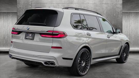 2025 BMW X7