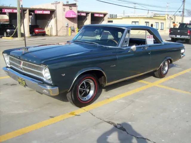 nice 1965 plymouth satellite-rare car-1st year- big block v8 auto-runs excellent