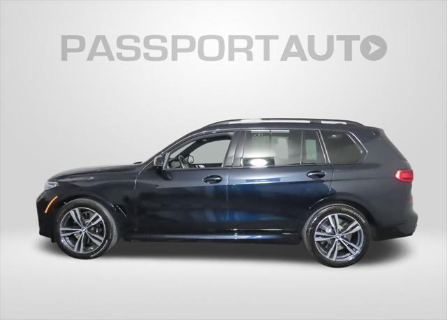 2022 bmw x7 m50i