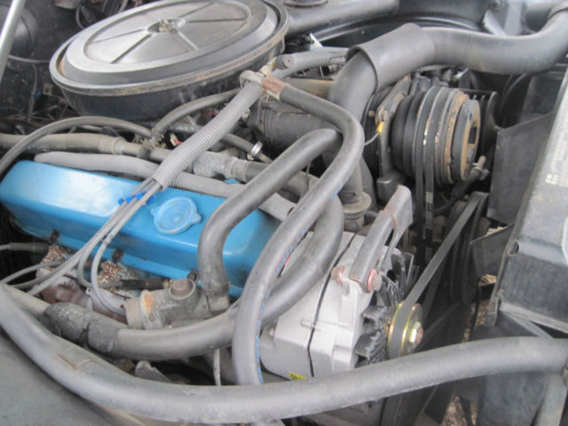 1973 cadillac fleetwood 75 limousine 4-door 7.7l