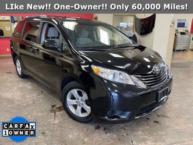 2011 toyota sienna le