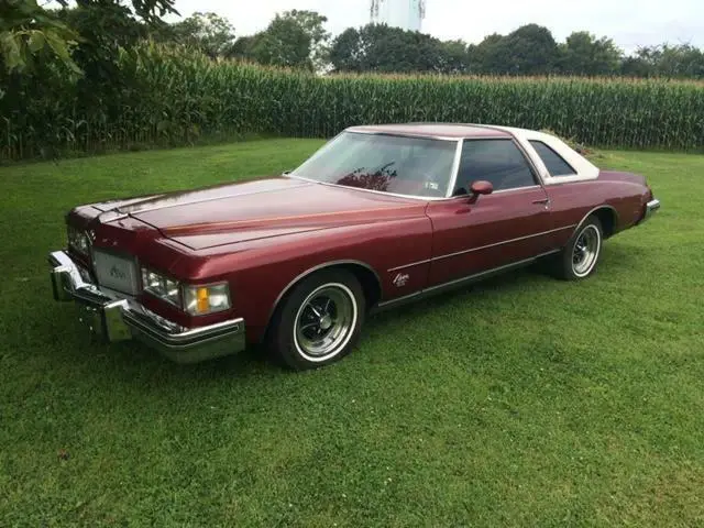 1975 buick riviera 2 door coupe