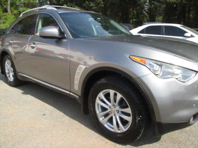 2009 infiniti fx35 base