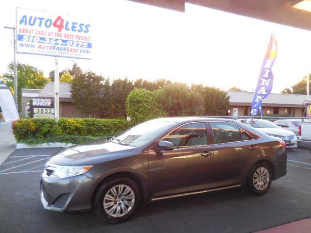 2013 toyota camry le