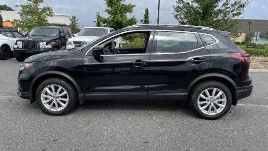 2022 nissan rogue sport sv