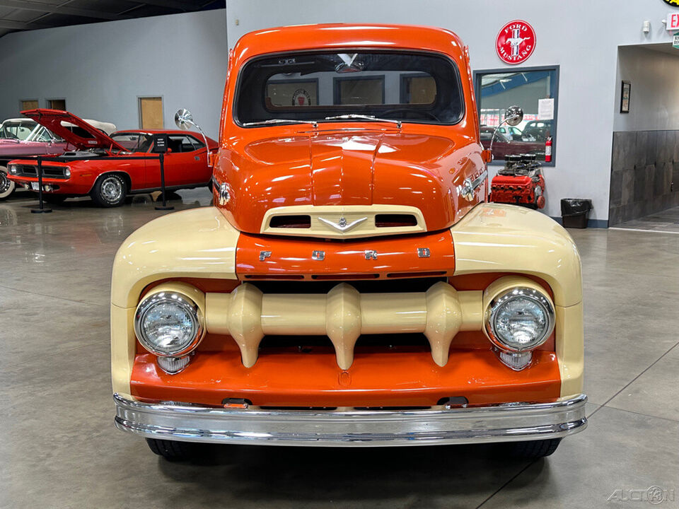 1952 ford pick-up truck f-2