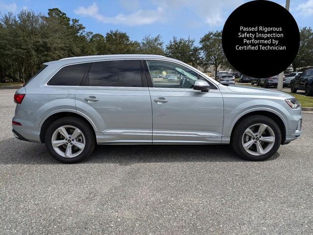 2023 audi q7 45 premium plus