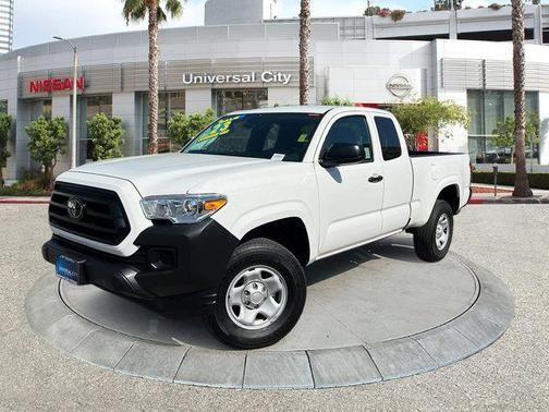 2023 toyota tacoma