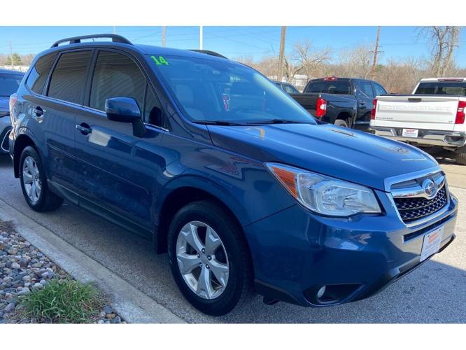 2014 subaru forester in des moines, iowa